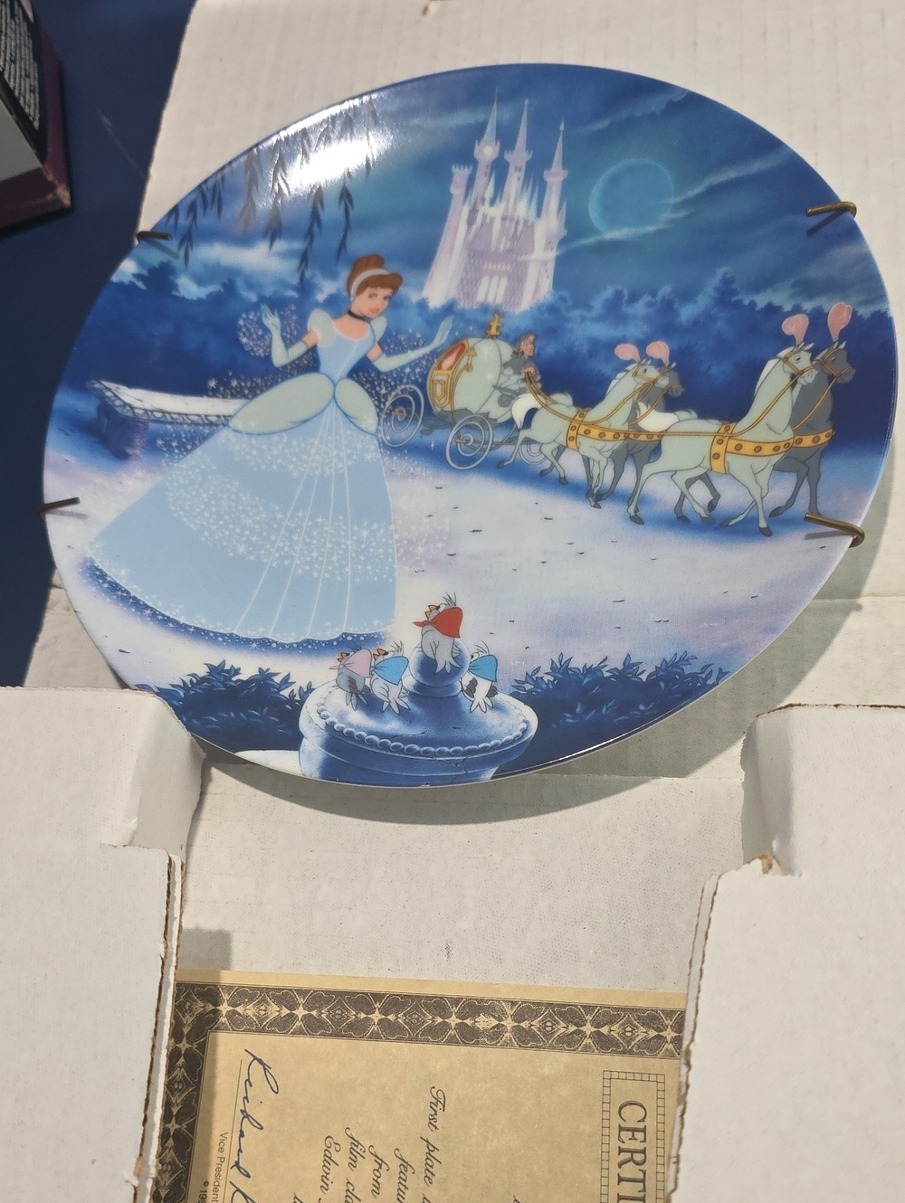 The Bradford Exchange Blue Cinderella Castle Scene Decorative Plate